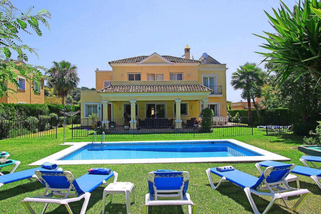1106 Marbella Large Family Villa Estepona Esterno foto