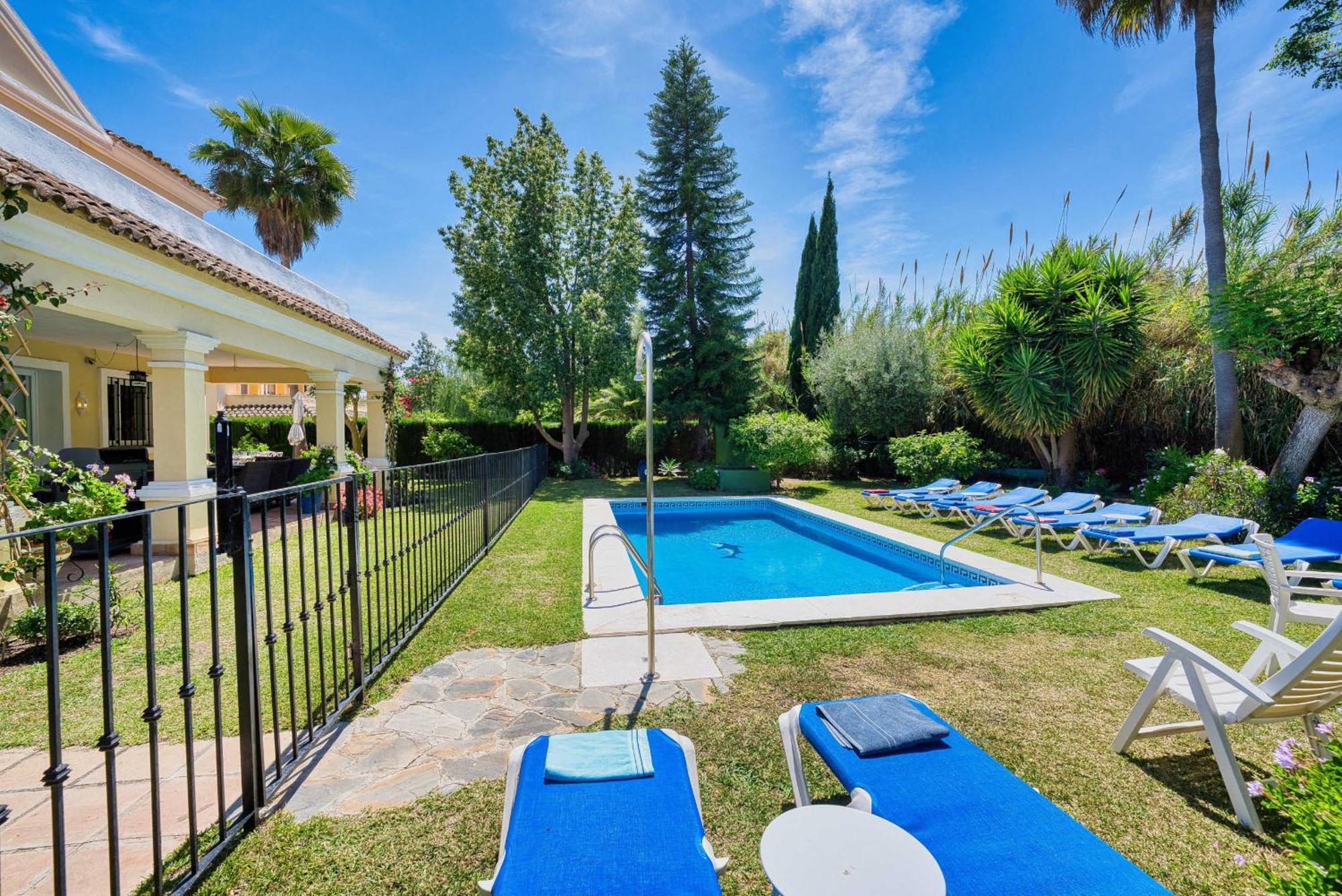 1106 Marbella Large Family Villa Estepona Esterno foto